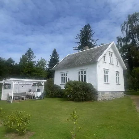 Experience One Of Ryfylkes Beautiful Apple Orchards * Hjelmeland